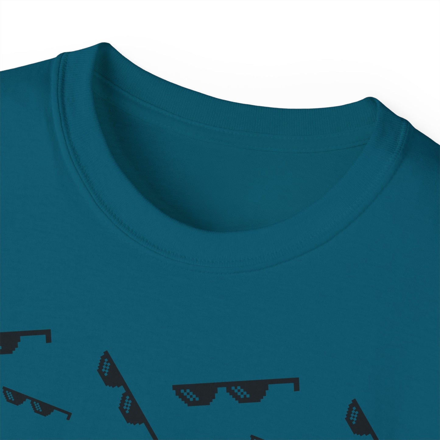 Vintage Style Unisex Tee, Casual Graphic T-Shirt, Nostalgic Gift for Friends, Retro Apparel for Music Lovers, Fun Group Outing Shirt
